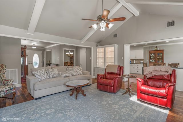 9841 High Point Drive, Shreveport, LA 71106