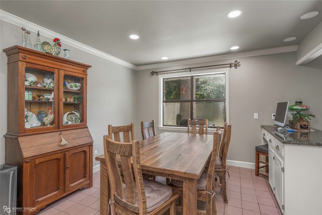 9841 High Point Drive, Shreveport, LA 71106