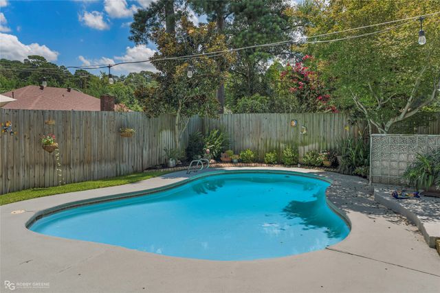 9841 High Point Drive, Shreveport, LA 71106