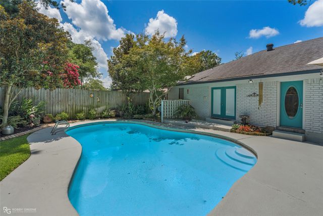 9841 High Point Drive, Shreveport, LA 71106