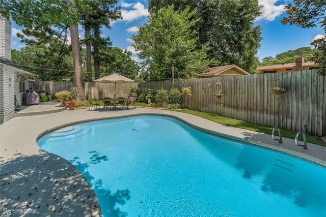 9841 High Point Drive, Shreveport, LA 71106