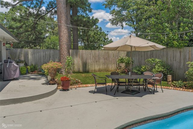 9841 High Point Drive, Shreveport, LA 71106