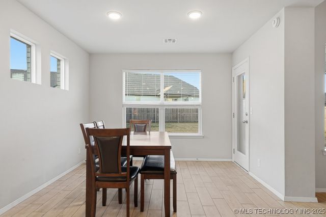 12008 N 131st East Avenue, Collinsville, OK 74021