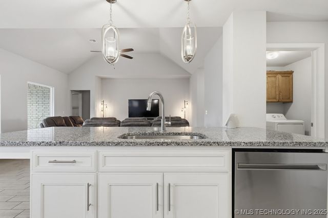 12008 N 131st East Avenue, Collinsville, OK 74021