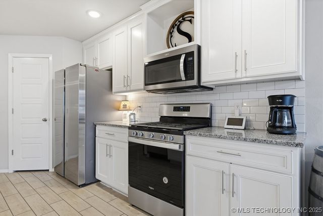 12008 N 131st East Avenue, Collinsville, OK 74021