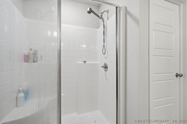 12008 N 131st East Avenue, Collinsville, OK 74021