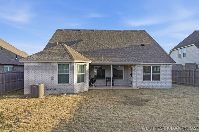 12008 N 131st East Avenue, Collinsville, OK 74021