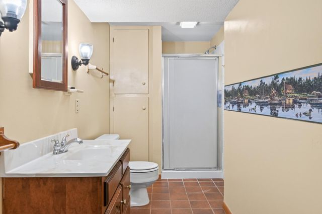 7712 Riverdale Drive N, Brooklyn Park, MN 55444