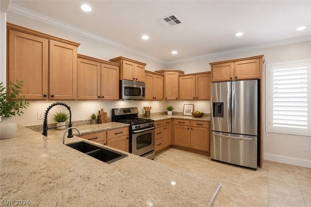 6737 Scavenger Hunt Street, North Las Vegas, NV 89084