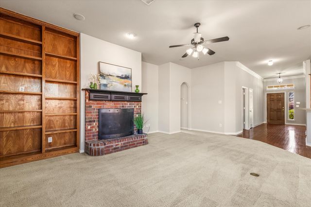 8404 La Quinta Lane, Mckinney, TX 75070