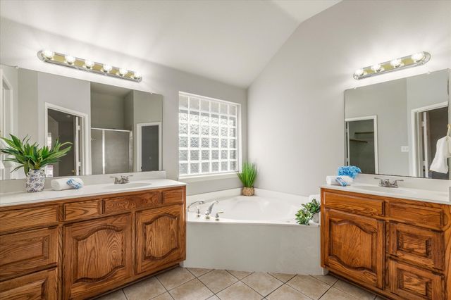 8404 La Quinta Lane, Mckinney, TX 75070