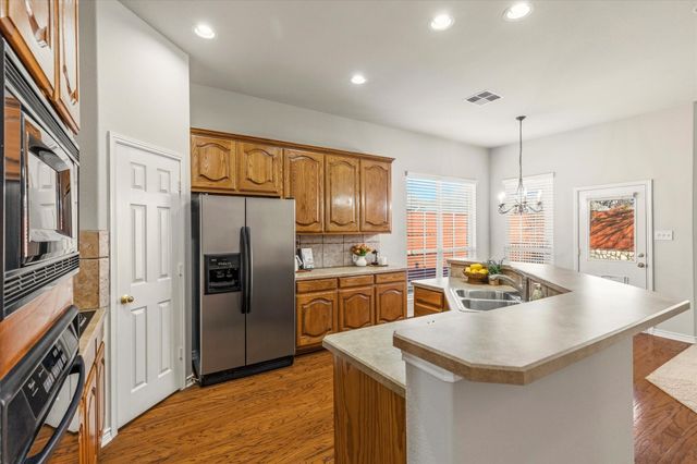 8404 La Quinta Lane, Mckinney, TX 75070