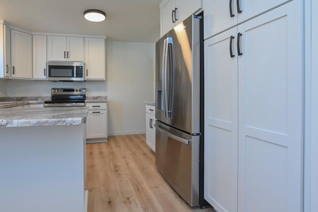 1908 COLUMBUS STREET, Manitowoc, WI 54220