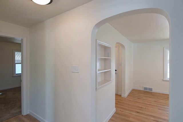 1908 COLUMBUS STREET, Manitowoc, WI 54220