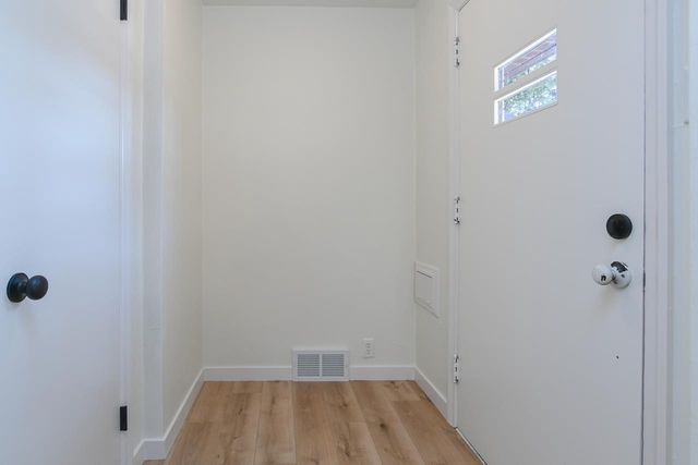 1908 COLUMBUS STREET, Manitowoc, WI 54220