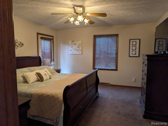 9700 Winans Street, West Olive, MI 49460
