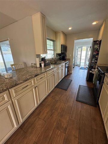 1221 LEEWAY AVENUE, Orlando, FL 32810