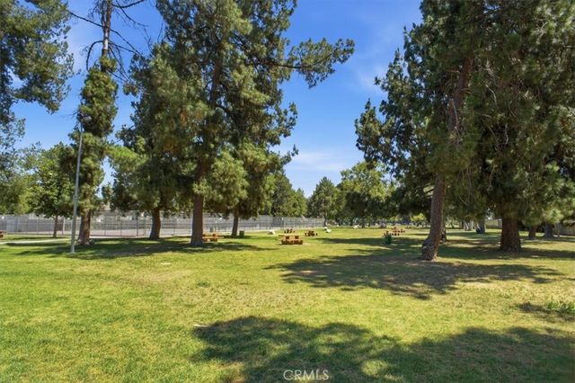 7509 Winnetka Ave, Winnetka, CA 91306