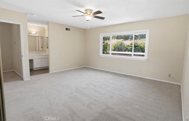 7509 Winnetka Ave, Winnetka, CA 91306