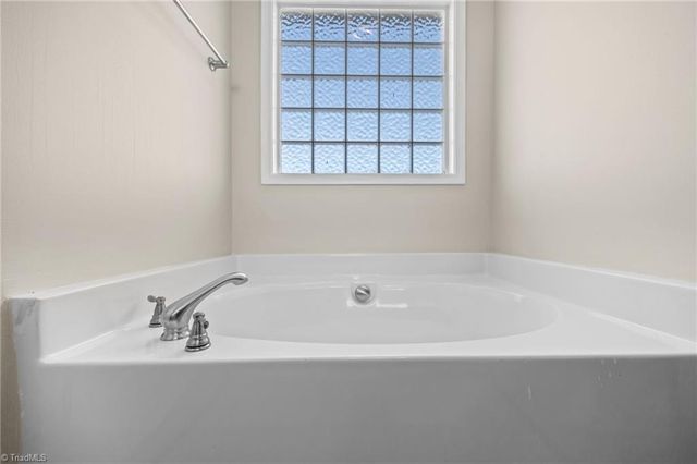 4018 Bow Court, Burlington, NC 27215