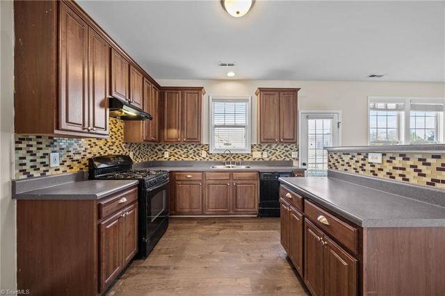 4018 Bow Court, Burlington, NC 27215