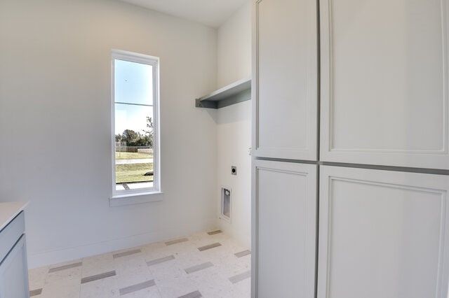 6241 McChesney, Midlothian, TX 76065