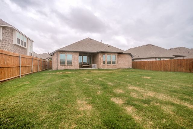 230 Clairmont Drive, Ponder, TX 76259