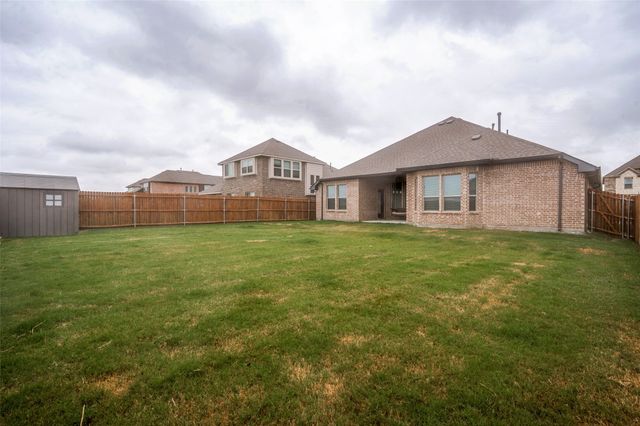 230 Clairmont Drive, Ponder, TX 76259