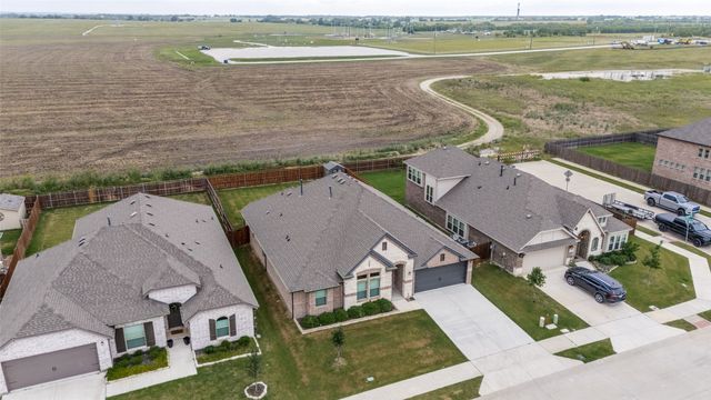 230 Clairmont Drive, Ponder, TX 76259