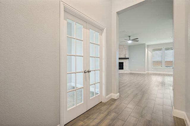 230 Clairmont Drive, Ponder, TX 76259