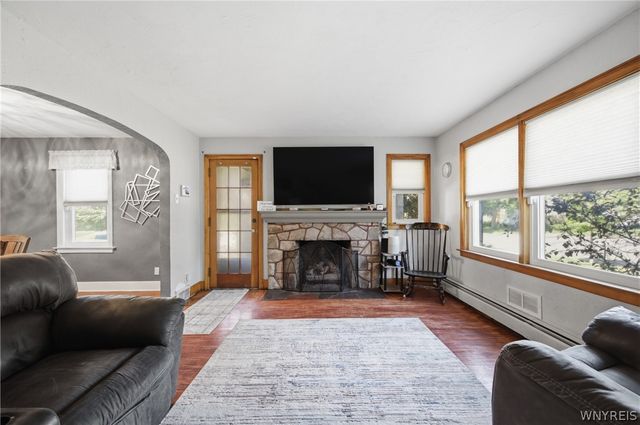 2965 Cleveland Avenue, Niagara Falls, NY 14305