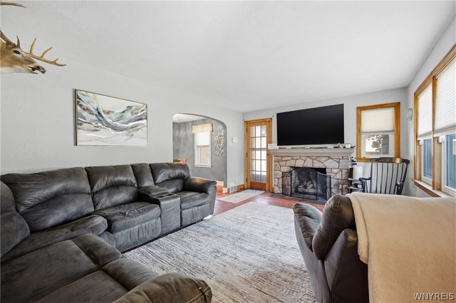 2965 Cleveland Avenue, Niagara Falls, NY 14305