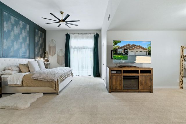 1786 Brookside Dr, Manteca, CA 95336