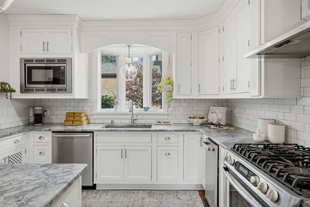 4604 Murray AVENUE, Whitefish Bay, WI 53211