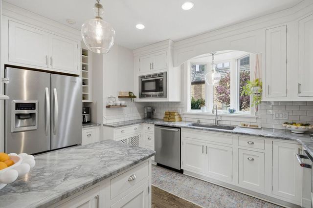 4604 Murray AVENUE, Whitefish Bay, WI 53211