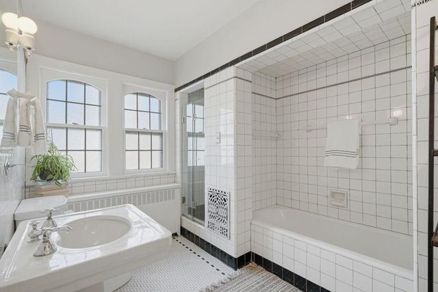 4604 Murray AVENUE, Whitefish Bay, WI 53211