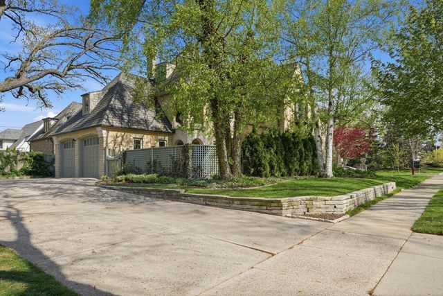 4604 Murray AVENUE, Whitefish Bay, WI 53211