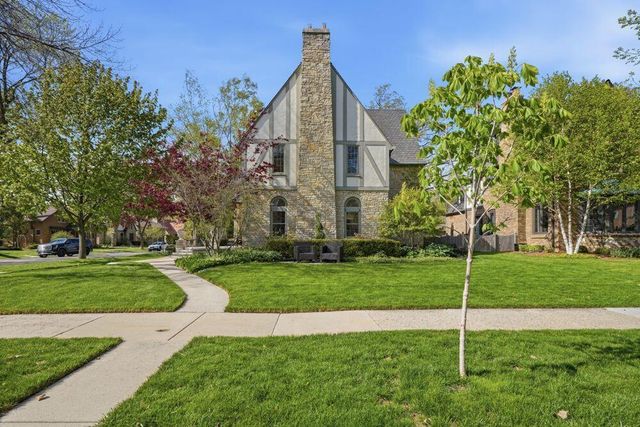 4604 Murray AVENUE, Whitefish Bay, WI 53211