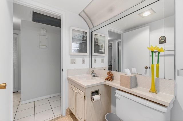 281 Dorset G, Boca Raton, FL 33434