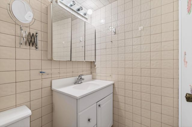 281 Dorset G, Boca Raton, FL 33434