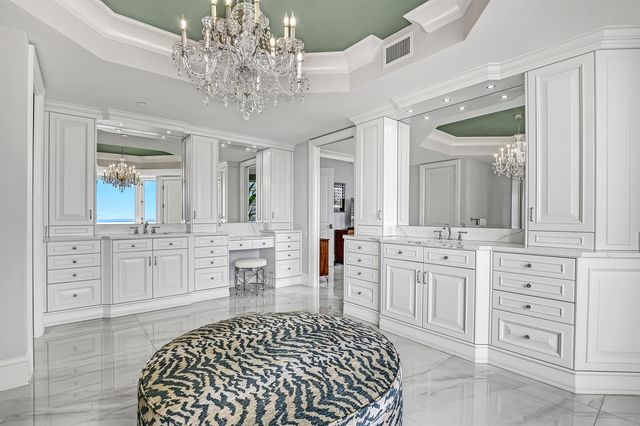 3920 N Ocean Drive 9b, Singer Island, FL 33404