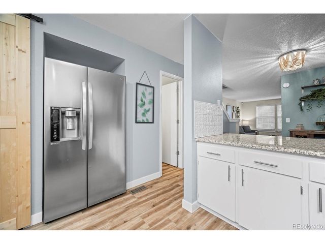 1931 Newland Ct, Lakewood, CO 80214