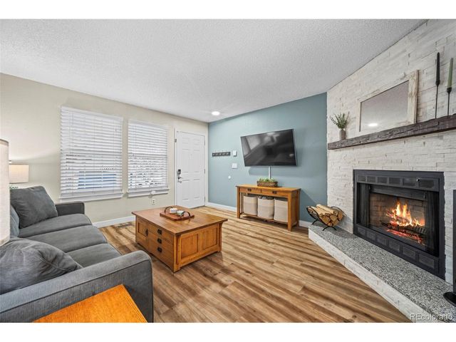 1931 Newland Ct, Lakewood, CO 80214