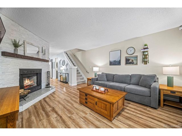 1931 Newland Ct, Lakewood, CO 80214