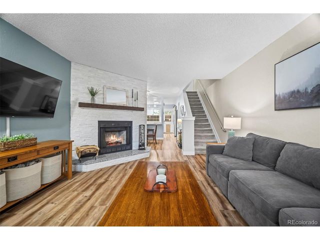 1931 Newland Ct, Lakewood, CO 80214