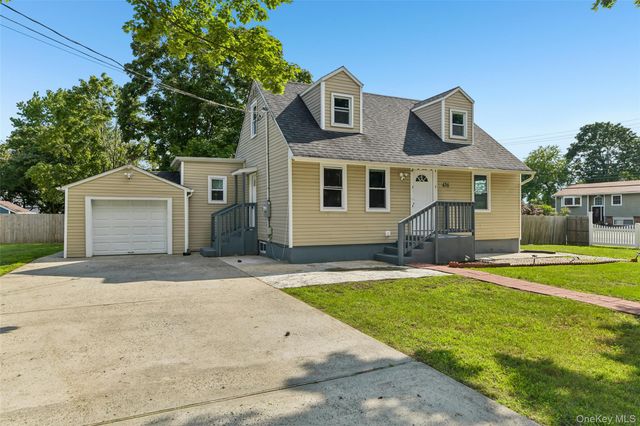 416 Arizona Avenue, Bay Shore, NY 11706