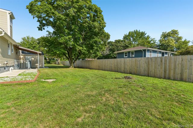416 Arizona Avenue, Bay Shore, NY 11706