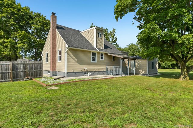 416 Arizona Avenue, Bay Shore, NY 11706