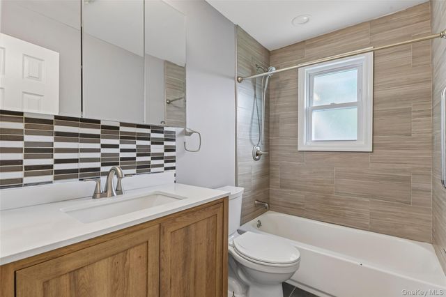 416 Arizona Avenue, Bay Shore, NY 11706