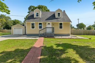416 Arizona Avenue, Bay Shore, NY 11706